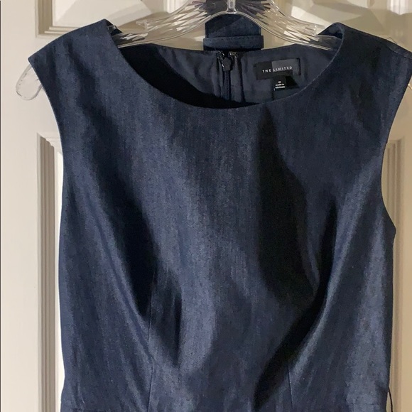 Jean, Sleeveless Dress - Picture 2 of 3